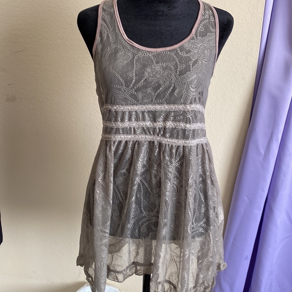 Lily White light gray mesh top